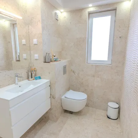 Sea Twins Luxury - 150 M From The Ξενοδοχείο με διαμερίσματα Σάνι Μπιτς