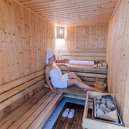 Sea Twins Luxury - 150 M From The 4* Σάνι Μπιτς