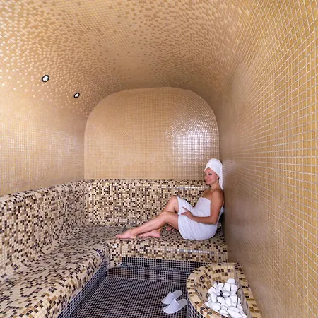 Ξενοδοχείο με διαμερίσματα Sea Twins Luxury - 150 M From The 4*