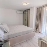 Sea Twins Luxury - 150 M From The 4* Слънчев бряг