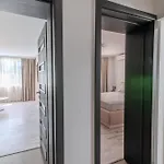 Апартхотел Sea Twins Luxury - 150 M From The 4*