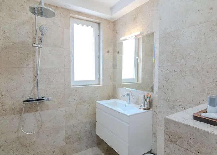 Sea Twins Luxury - 150 M From The Sunny Beach