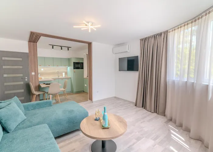 Sea Twins Luxury - 150 M From The Sunny Beach