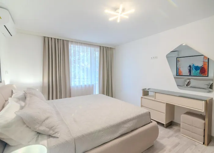 Sea Twins Luxury - 150 M From The 4* Sunny Beach