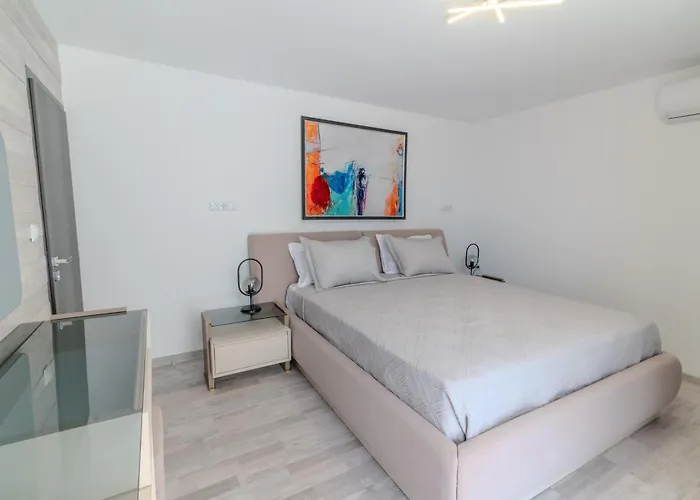 Aparthotel Sea Twins Luxury - 150 M From The