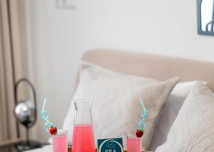 Sea Twins Luxury - 150 M From The Aparthotel 4*