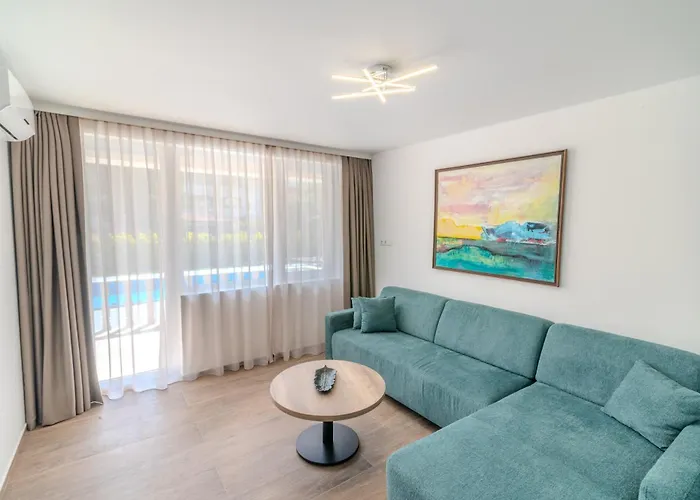 Sea Twins Luxury - 150 M From The Aparthotel Sunny Beach