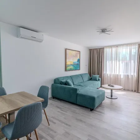 Sea Twins Luxury - 150 M From The 4* Sunny Beach