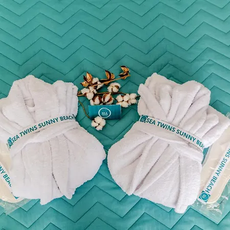 Sea Twins Luxury - 150 M From The 4*