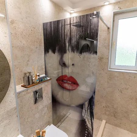 Sea Twins Luxury - 150 M From The Apart Otel Sunny Beach