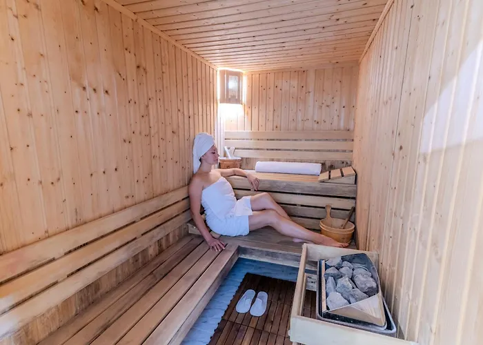 Sea Twins Luxury - 150 M From The 4* 阳光海滩